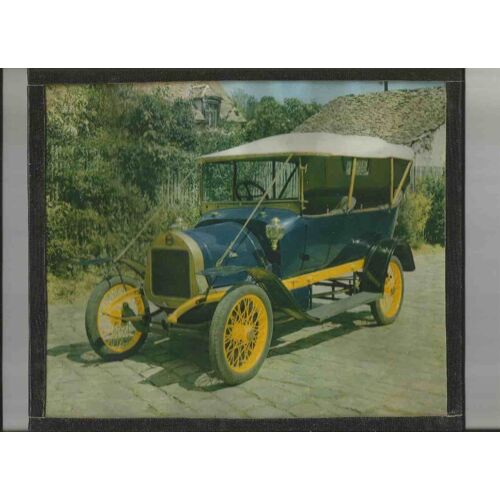 Automobiles Anciennes Lot De Trois Photos De Modeles De Marques Differentes Sous Verres