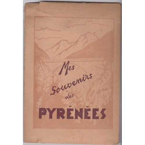 Mes Souvenirs Des Pyrenees : 12 Mini-Cartes Dentelées En Noir Et Blanc.