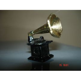 Figurine Gramophone Maison Poupee