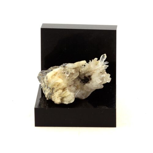 Quartz Sceptre. 90.0 Ct. Les Rivoirands, Vizille, Isère, France.