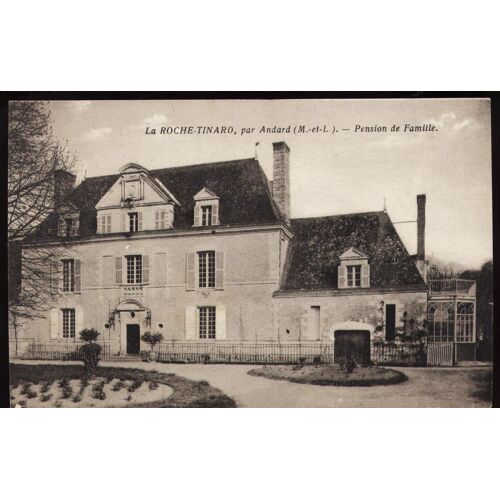 Cpa - La Roche Tinard - Pension De Famille