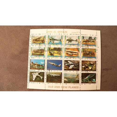 Umm Al Qiwain = Bloc De 16 Timbres Oblitérés = Thème Old And New Planes ( Anciens Et Nouveaux Avions)