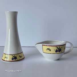 Lot De 2 Ustensiles Villeroy Et Boch, Un Pot À Lait Ou Crémier Et Un Soliflore