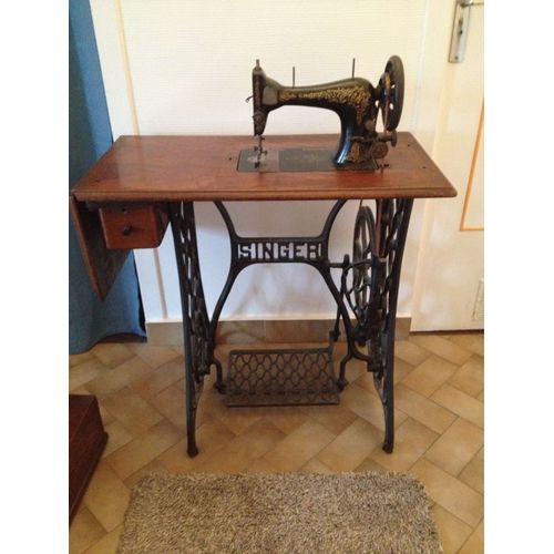 Machine à Coudre SINGER Ancienne