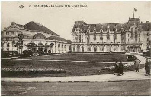 Calvados Cabourg 21 Le Casino Et Le Grand Hôtel Carte Postale Postcard 