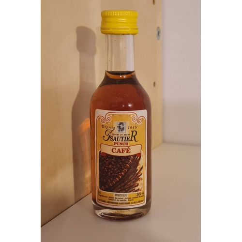 Mignonnette Punch Café