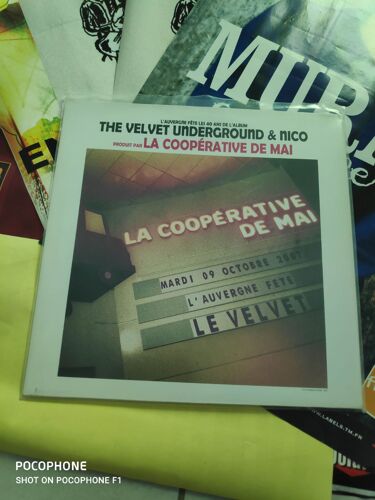 L'auvergne Fete Le Velvet Et Nico A La Cooperative De Mai