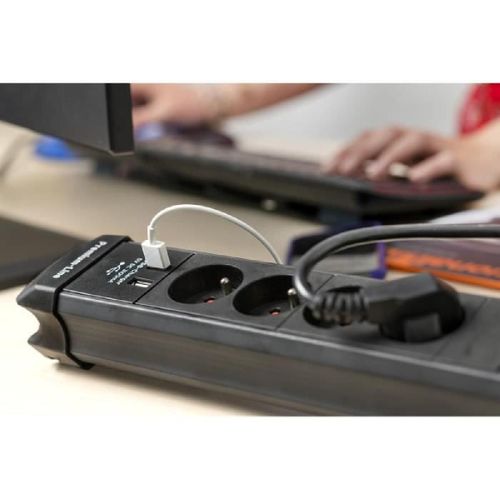 Brennenstuhl Multiprise Premium-Line avec parasurtenseur 60 000A et prises-chargeur USB 4 prises de courant 1.80m H05VV-F 3G1.5