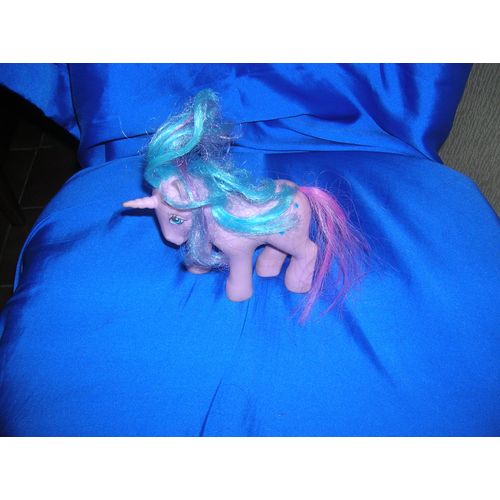 Licorne Plastique 12 Cm Hasbro.
