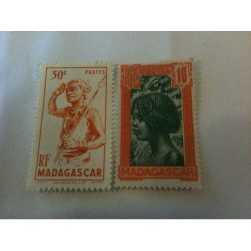 Lot De 2 Timbres Madagascar Rf