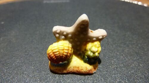 Fève Mate Disney / Pixar = L'étoile De Mer Astrid De La Série Le Monde De Nemo,( Année 2004 )