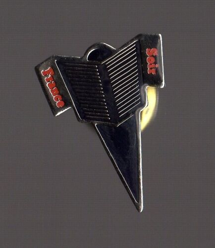 Pin's Journal / France Soir (Époxy Version Noire / Écriture Rouge Sur Les Côtés)