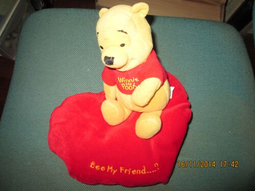 Winnie Pooh Coeur  Bee My Friend Nicotoy Disney