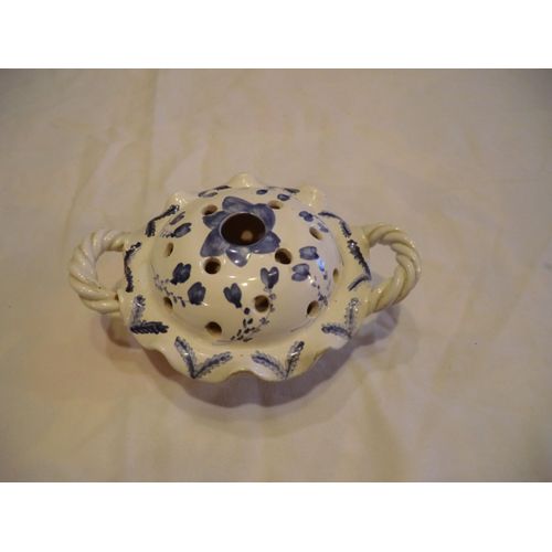 Pique fleurs Moustiers