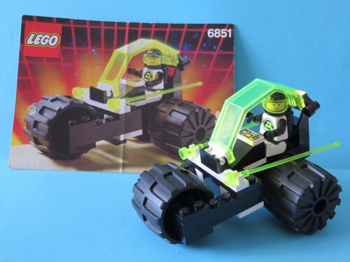 LEGO 6851 Tri Wheeled Tyrax - Véhicule de l'Espace Vintage Space Blacktron