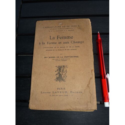 La Femme À La Ferme Et Au Champs, Surveillance De La Maison Et De La Ferme, Hygiène De La Famille Et Des Animaux