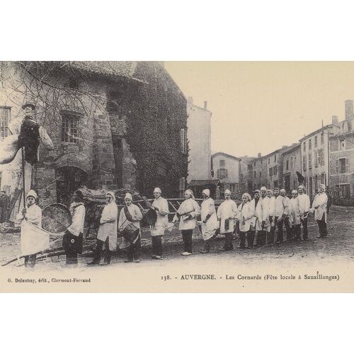 Reproduction " Auvergne, Les Cornards (Fête Locale À Sauxillanges) ".
