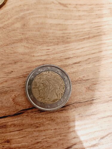 Pièce De 2 Euros Rare
