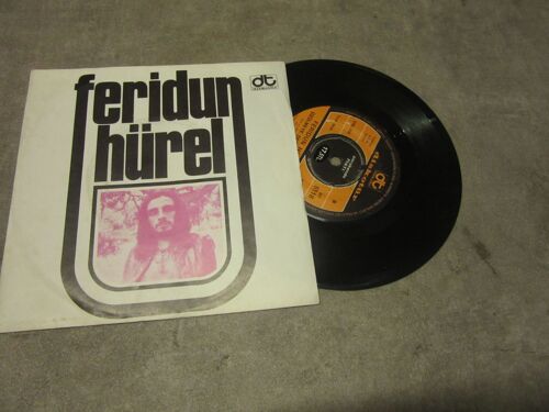 45  Tours Feridun Hurel Uzulmeye Degmez Hayat : Bir Sevmek Bin Defa Olmek Demekmis Ref Dt 5118 Turquie Turckce