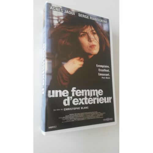 Une Femme D Exterieur /Vhs
