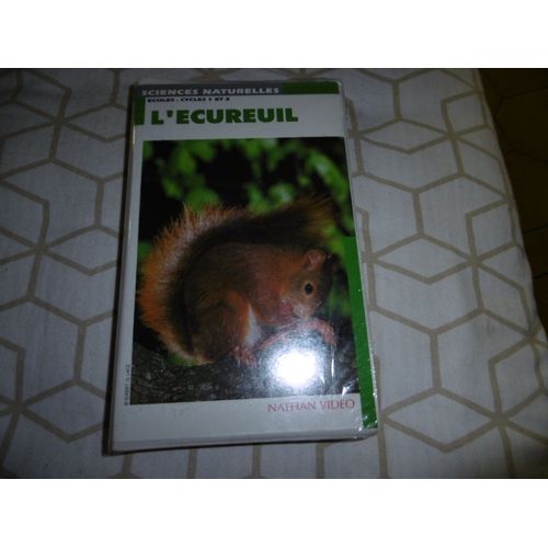 L'ecureuil Collection Sciences Naturelles Video Cassette Cycles 1 Et 2 Nathan 392004