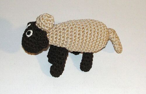 Peluche Shaun Le Mouton Wallace Et Gromit Doudou Mouton En Corde Fait Main Au Crochet