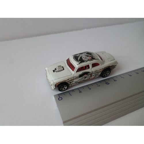 Dragster Modele Blanc Pirate Sur Toit Et Portiere-Hot Wheels
