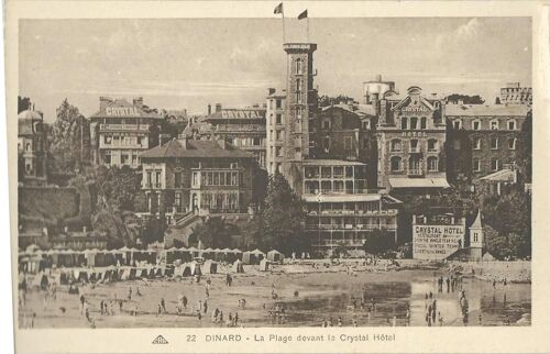 Dinard - La Plage Devant Le Crystal Hôtel 1910