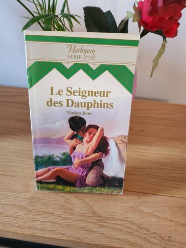 Le Seigneurs Des Dauphins / Marian Jones