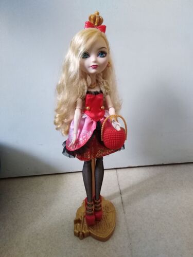 Poupée Ever After High - Apple White