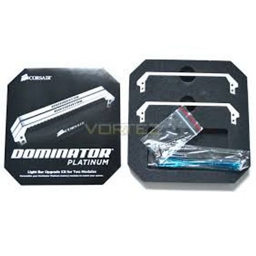 Corsair Dominator Platinum 16 Go - DDR3 4 GB X 4 - 2133MHz +2 Kit Light Bar Upgrade. le kit de 16Go, composé de quatre sticks de 4Go, 2133MHz aux timings de 9-11-10-30 à 1.5V.