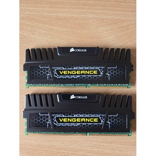 Barrettes mémoire Corsair Vengeance 2x4Go