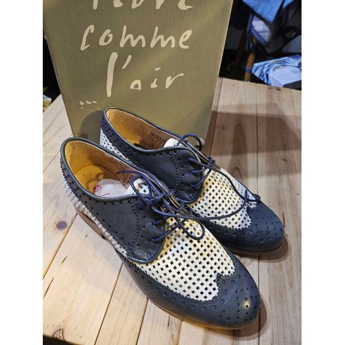 Libre Comme L'Air Jenny - Derby Femme En Cuir Bleu Et Blanc Ajourée Tout Cuir 35