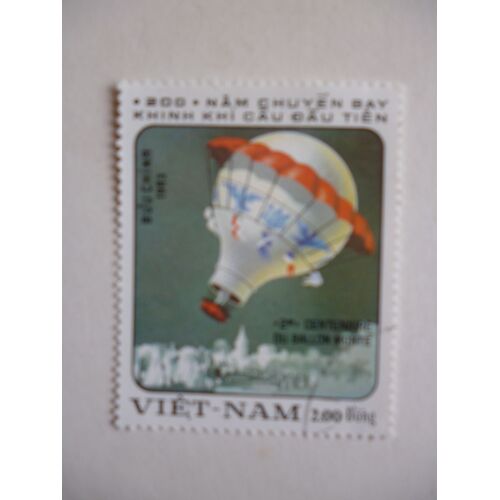 Timbre "Vietnam 1983 :Bicentenaire Du Ballon Monté".