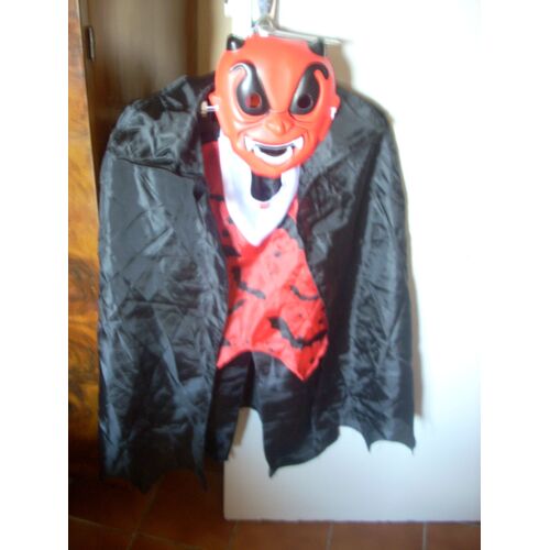 Costume Complet Déguisement 4 Pièces Goodmark 5/6 Ans.