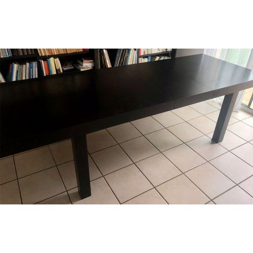 Table Et Chaises