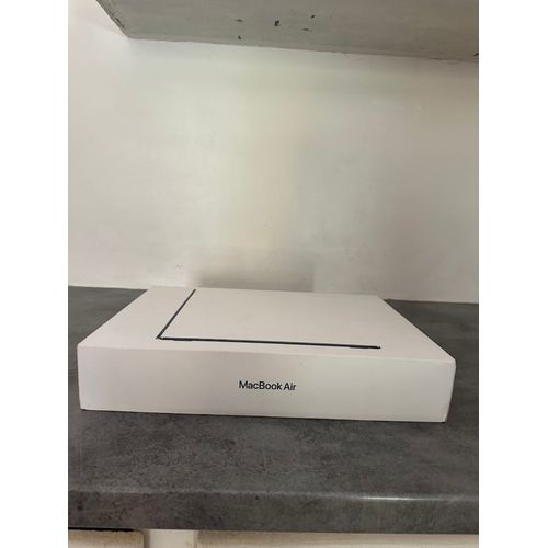Apple MacBook Air Retina 2024 - 15" M3 - Ram 16 Go - SSD 256 Go