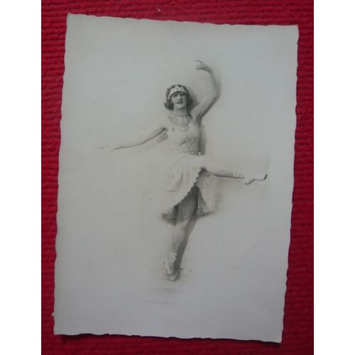 1 Photo N&b De Danseuse (1930)