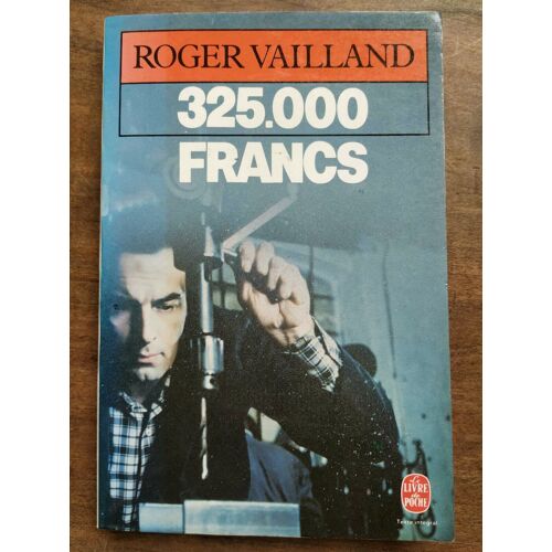 325000 Francs