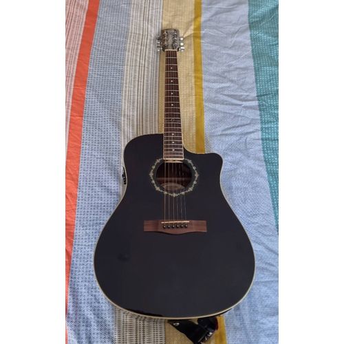 Guitare Fender Électro-Acoustique Très Peut Servie