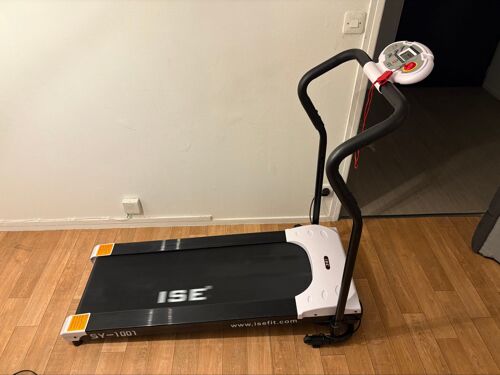 Tapis De Marche Compact Ise Fit Sy-1001