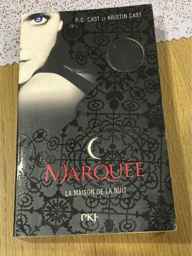 Livre : Marqué La Maison De La Nuit 