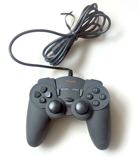 Manette De Jeu Filaire Usb Freebox Free Eg-C1036b