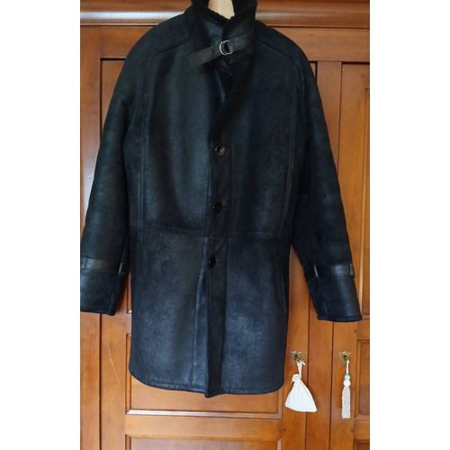 Manteau 3/4 Cuir Peau Retournée 3 Boutons. Noir. T52