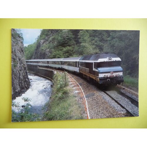 Locomotive Diesel Cc 72070 Tractant Le Train "Ventadour" En 1987
