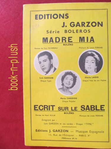 Madre Mia Et Écrit Sur Le Sable