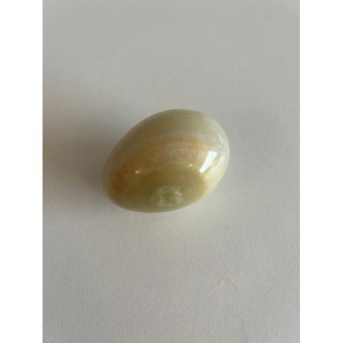 ?uf décoratif en onyx naturel