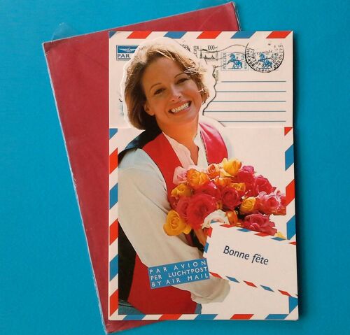 Carte Postale Double Avec Enveloppe Bonne Fête Par Avion Pin Up By Air Mail  Bouquet Roses Rouges 