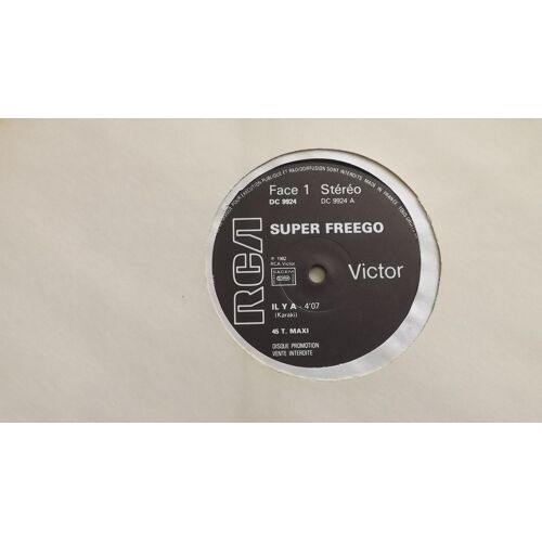 Il Y A - Promo