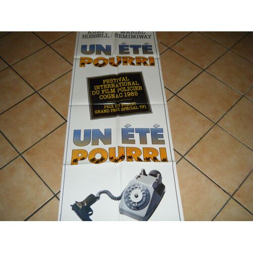 Un Été Pourri - The Mean Season - Kurt Russell - Affiche De Cinéma Pliée 160x60 Cm